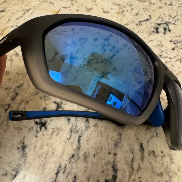 Vuarnet “Air” Sunglasses - Picture 7 of 8